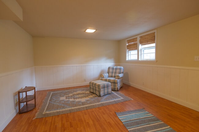 1012 Avenue C, Unit 1012 ave c #2