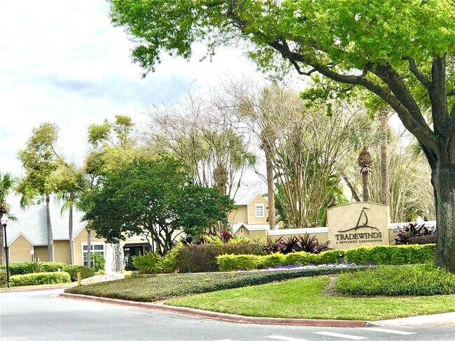 1033 S Hiawassee Rd in Orlando, FL - Building Photo - Building Photo