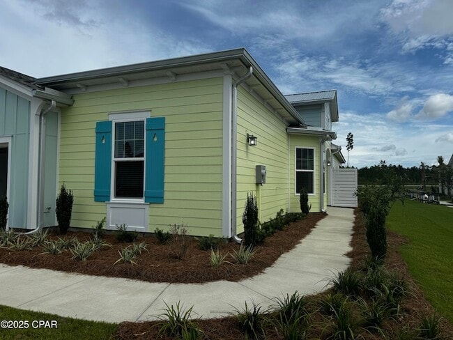 9022 Parrot Pl in Panama City Beach, FL - Building Photo - Building Photo