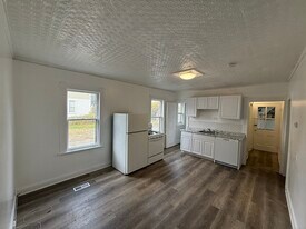 174 Brentwood Ave in Fairfield, CT - Building Photo