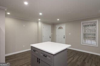 1861 Lyle Ave in Atlanta, GA - Building Photo - Building Photo