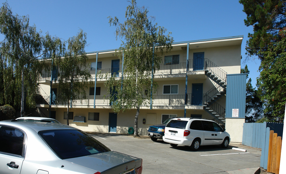 605-621 Capitol St in Vallejo, CA - Building Photo