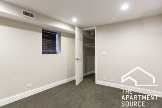 1634 W Roscoe St in Chicago, IL - Building Photo - Building Photo