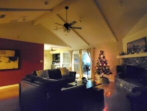 825 Skylark Dr in Denton, TX - Building Photo - Building Photo