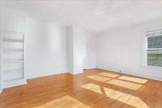 1821 Encinal Ave in Alameda, CA - Building Photo - Building Photo