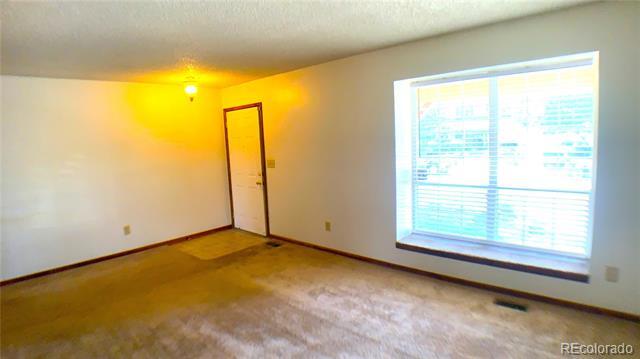 17449 E Asbury Cir in Aurora, CO - Building Photo - Building Photo