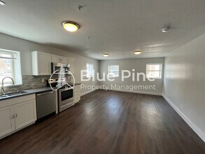 1420-1420 E 17th St in Idaho Falls, ID - Building Photo - Building Photo