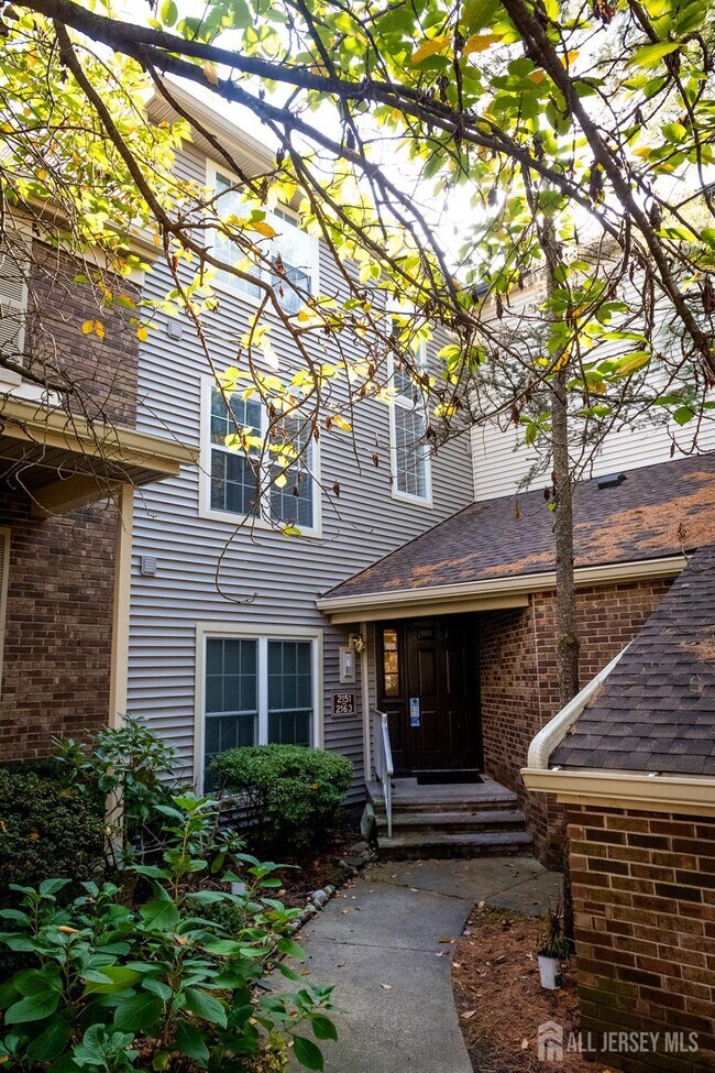 2162 Ash Ct in Monmouth Junction, NJ - Building Photo - Building Photo