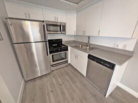 1270 Stoner Ave in Los Angeles, CA - Building Photo
