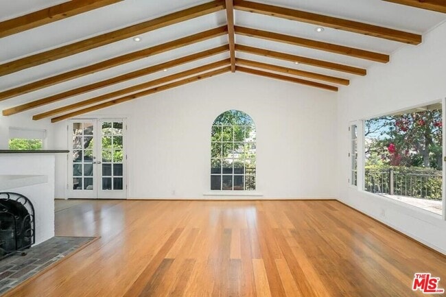 property at 2431 N Gower St