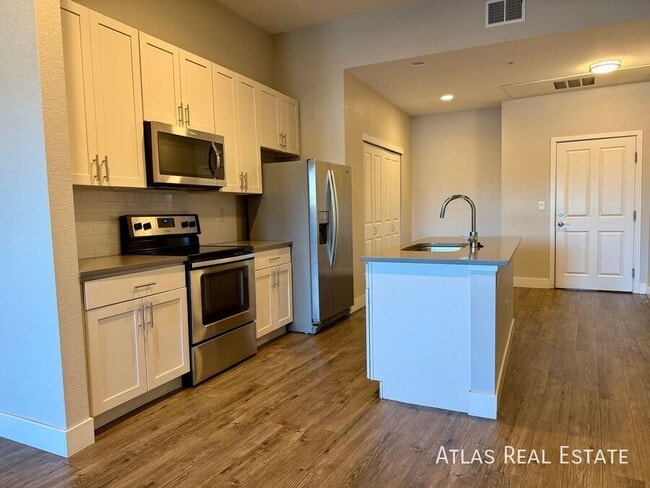 property at 2905 W 25th Ave