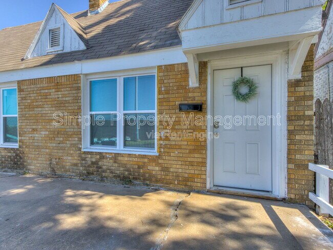 2339 NW 10th St in Oklahoma City, OK - Building Photo - Building Photo