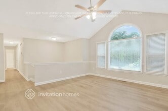 92 Oak Landing Dr S in Douglasville, GA - Foto de edificio - Building Photo