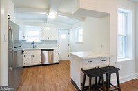 2547 Ann St photo'