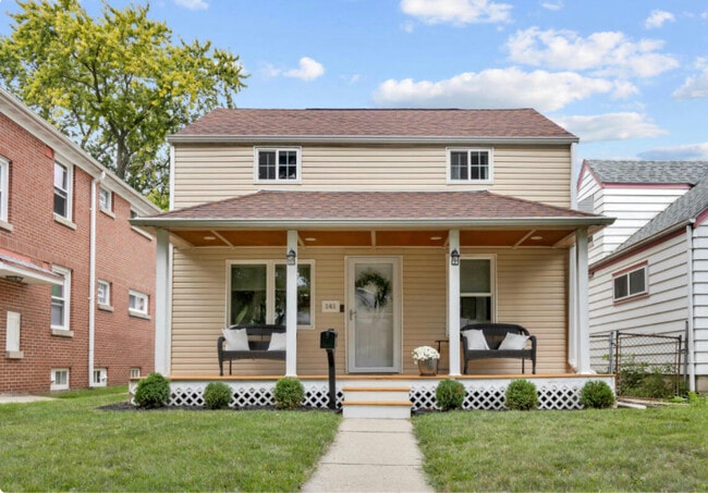 141 S 75th St in Milwaukee, WI - Building Photo - Building Photo