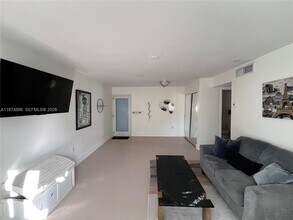 1033 Lenox Ave. in Miami Beach, FL - Building Photo - Building Photo