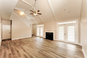 240 Hardwood Ct in Adairsville, GA - Building Photo - Building Photo