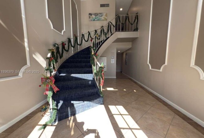 9001 Jacaranda Ln, Unit 107 in Plantation, FL - Foto de edificio - Building Photo