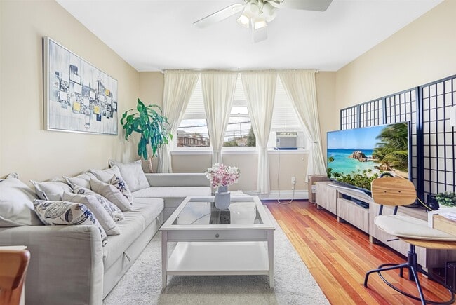 property at 460 Edgewater Rd