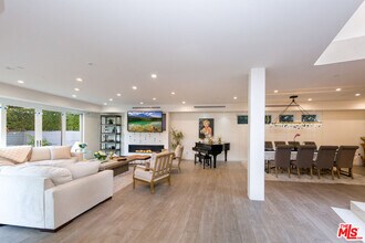 9401 Kirkside Rd in Los Angeles, CA - Building Photo - Building Photo