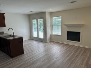 2035 A Tyler St in Conway, AR - Building Photo - Building Photo