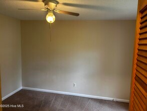 1003 Stillwood Cir in Jacksonville, NC - Building Photo - Building Photo