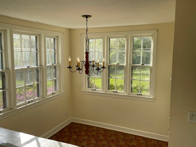 property at 2118 Jewett Rd