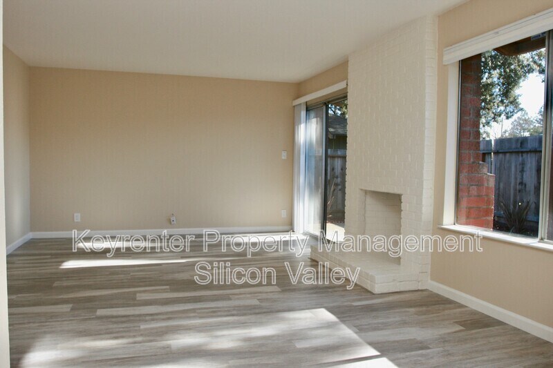 937 Miramonte Ave in Mountain View, CA - Building Photo