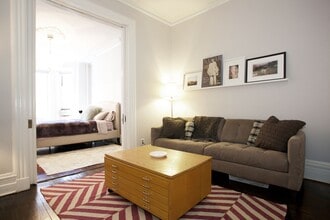 705 Park Ave, Unit 1 in Hoboken, NJ - Foto de edificio - Building Photo