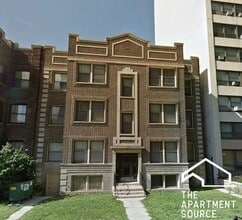 654 W Gordon Terrace in Chicago, IL - Building Photo - Building Photo