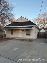 420 N Blake St in Olathe, KS - Building Photo - Building Photo