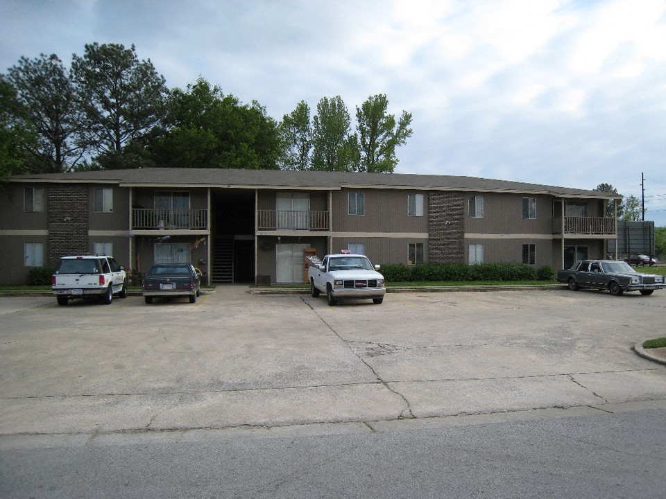 4401 Patton Rd SW in Huntsville, AL - Foto de edificio