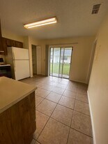 1416 Peavy Ct, Unit 1416 Peavy Court in Lakeland, FL - Building Photo