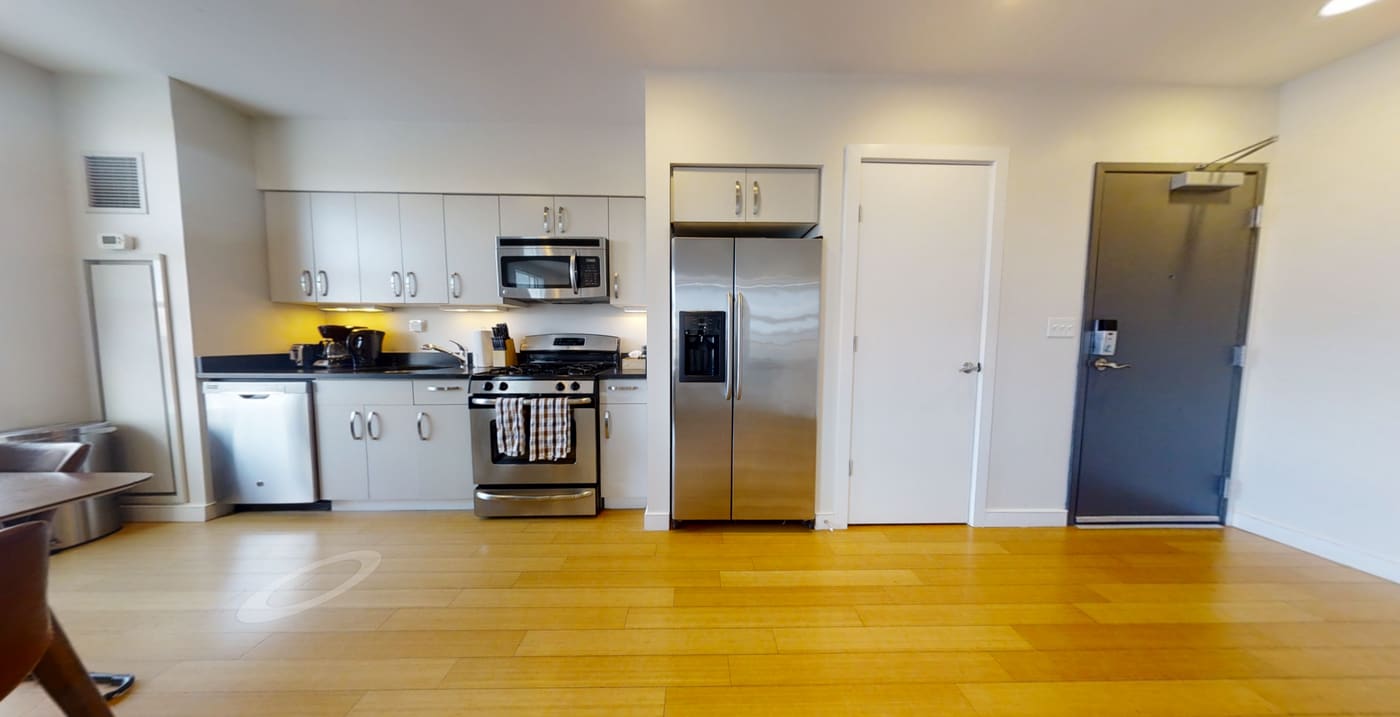 108 E Brookline St, Unit 204 in Boston, MA - Foto de edificio