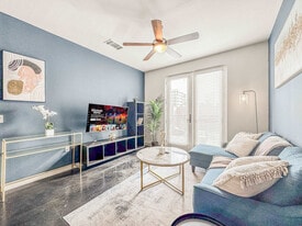3021 Routh St in Dallas, TX - Building Photo