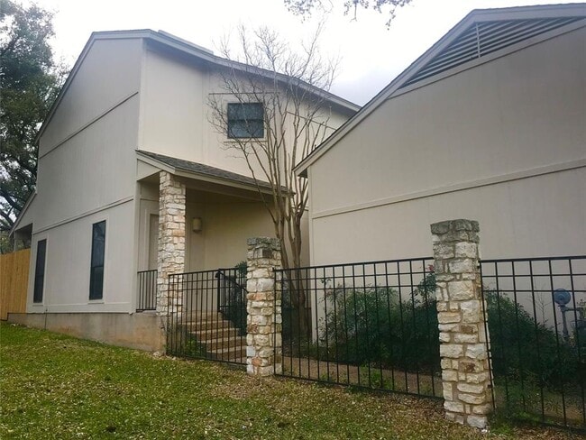 property at 4118 Bayberry Dr
