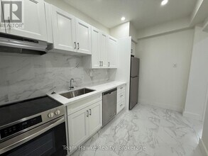 521 Bay St in Midland, ON - Building Photo - Building Photo