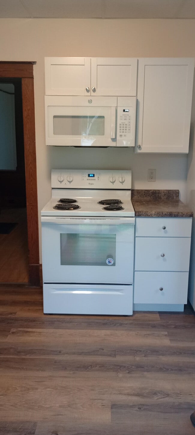 515 2nd Ave in Eau Claire, WI - Foto de edificio - Building Photo