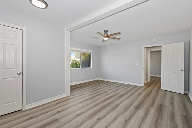 property at 4700 Clair del Ave