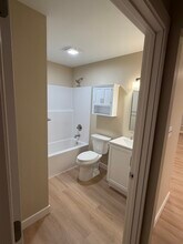 5743 Misty Hill Ln in Evansville, IN - Building Photo - Building Photo