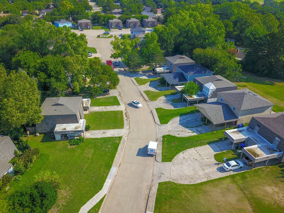 500 Sinclair Dr in Norman, OK - Foto de edificio