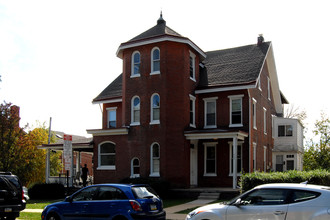 402 N Church St in West Chester, PA - Building Photo - Building Photo