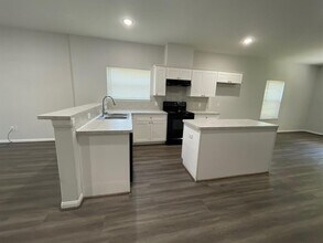 7522 E Maxroy St-Unit -A in Houston, TX - Building Photo - Building Photo
