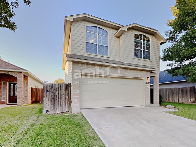 6139 Wood Bayou in San Antonio, TX - Building Photo - Building Photo