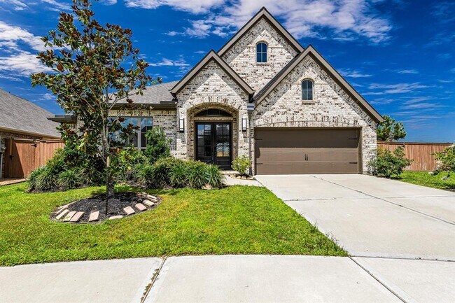7327 Camden Crestwood Way