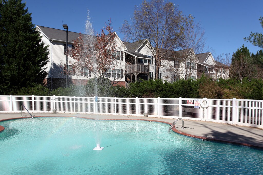 Carlyle Place Apartments WinstonSalem, NC Apartments