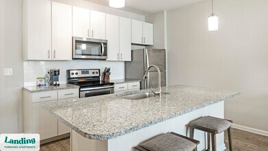 2300 Tapestry Park Dr in Land O Lakes, FL - Building Photo - Building Photo