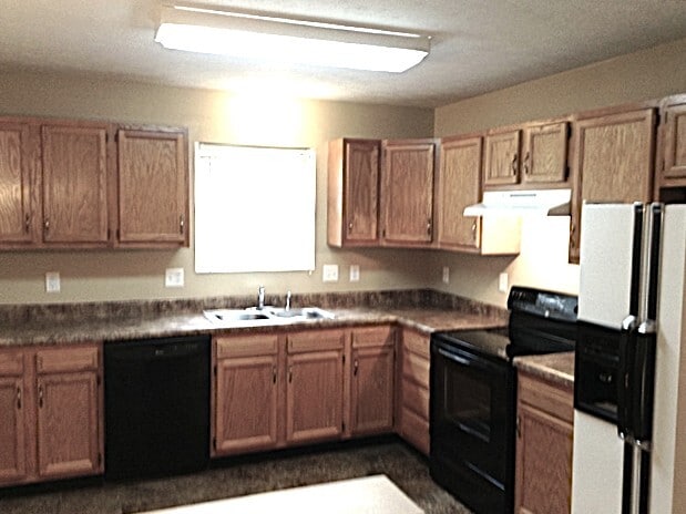 3915 Little Creek Dr in Amelia, OH - Building Photo - Building Photo