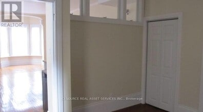 458 Timothy St in Newmarket, ON - Building Photo - Building Photo