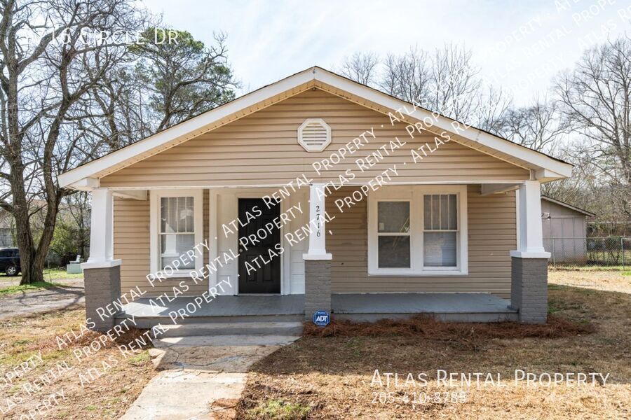 2716 Circle Dr in Bessemer, AL - Building Photo